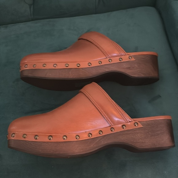 Madewell Clogs - Picture 4 of 6